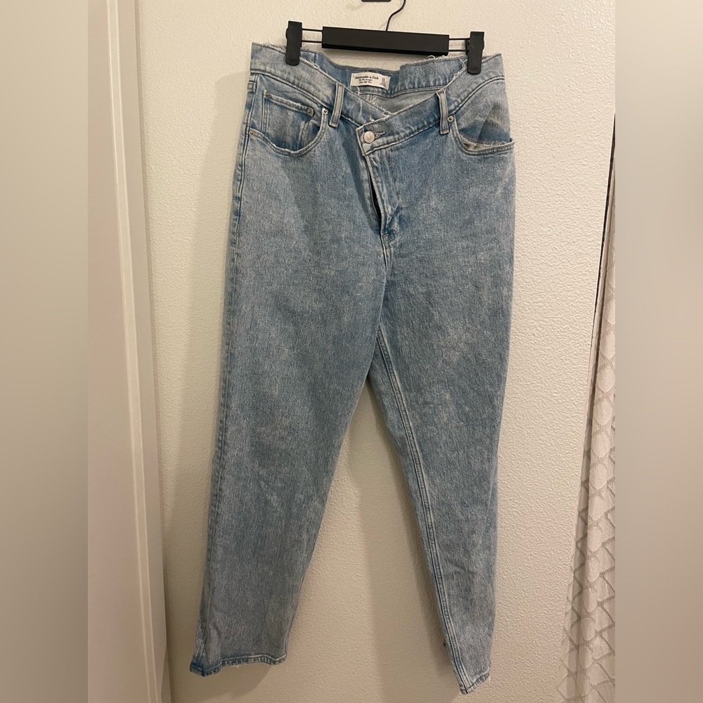 Abercrombie & Fitch 90s straight ultra high rise jeans